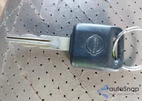 2004 Nissan Pathfinder Le Platinum z USA, uszkodzony, nr VIN JN8DR09X04W803373